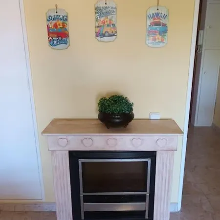 En Complejo Residencial * Салоу