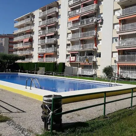 En Complejo Residencial Салоу