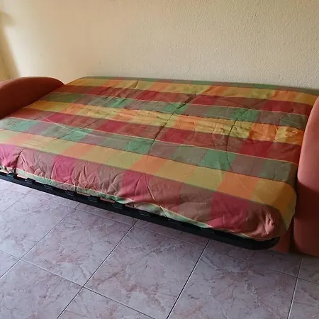 En Complejo Residencial Салоу
